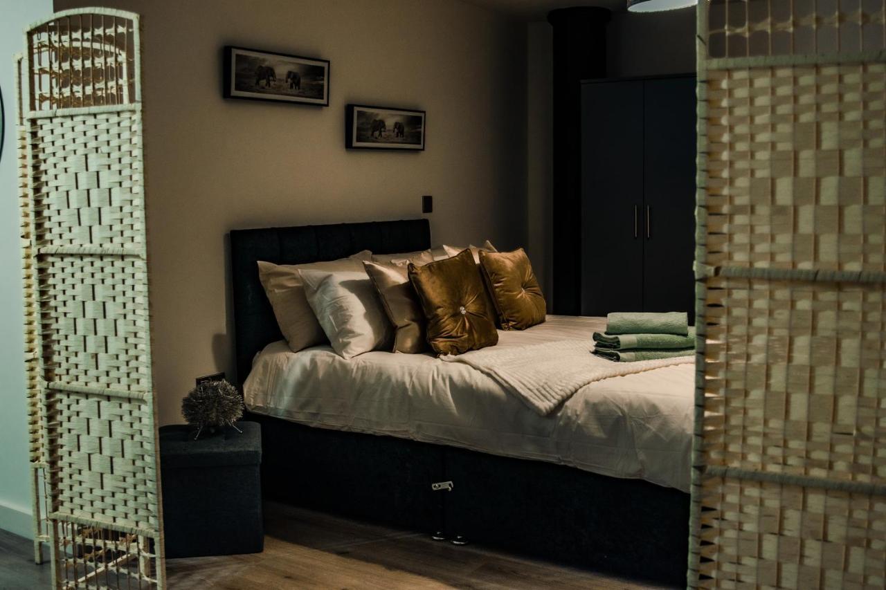 Bv Cosy Basement Apartment At Conditioning House Bradford  Zewnętrze zdjęcie